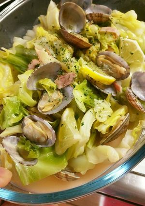 春キャベツ&あさりのレモンバター蒸し♪-レシピのメイン写真