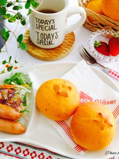 トマトジュースで♡トマトバジルパン-レシピのメイン写真