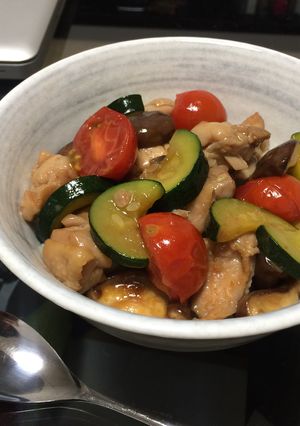 ごろごろ！鶏とズッキーニの簡単丼-レシピのメイン写真