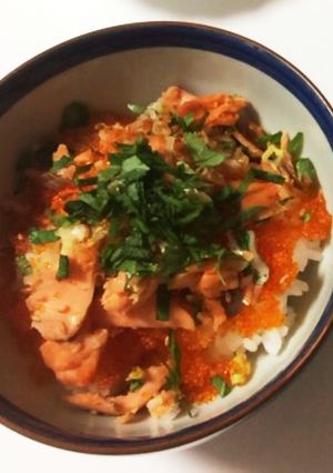 プチプチ美味しい！シャケとび丼♪-レシピのメイン写真