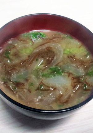 優秀食材玉ねぎとヘルシーもずくのお味噌汁-レシピのメイン写真