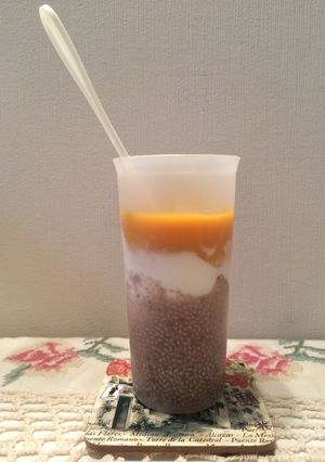 簡単♬チアシード入りマンゴーラッシー-レシピのメイン写真