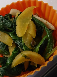 ほうれん草と沢庵の炒め物-レシピのメイン写真