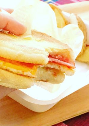 ホットプレートで*エッグマックマフィン風-レシピのメイン写真