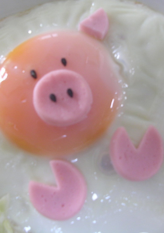かわいい♡ブタさんの目玉焼き♡-レシピのメイン写真
