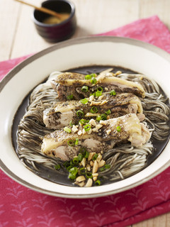 よだれ鶏黒そうめん-レシピのメイン写真