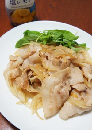 塩レモンで、豚バラ肉と玉ねぎの炒め物-レシピのメイン写真