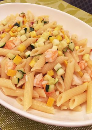 ペンネで海老とズッキーニのダイスパスタ-レシピのメイン写真