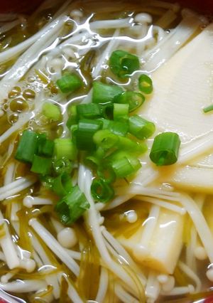 簡単！めかぶとタケノコえのきのお吸い物♪-レシピのメイン写真