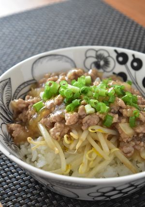 もやしとひき肉のあんかけ丼-レシピのメイン写真