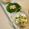 南高梅で、クリチ&貝割れの大葉のせ