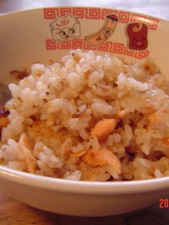 とっても簡単で美味しい鮭の炒めご飯♪-レシピのメイン写真