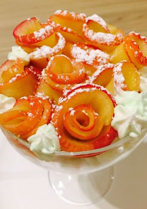 簡単可愛い☆りんごで作る薔薇のパフェ♡-レシピのメイン写真