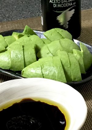 アボカドのタレ ーバルサミコ酢でー-レシピのメイン写真
