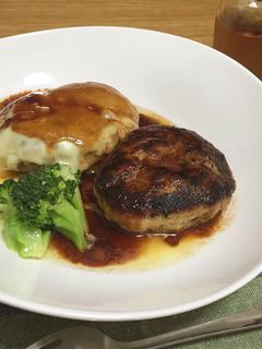 豚肉とツナのミックスハンバーグ-レシピのメイン写真