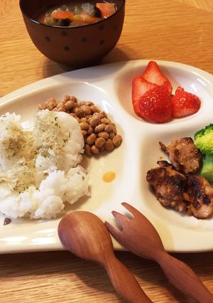 離乳食完了期〜鶏モモ肉のみそ照り焼き-レシピのメイン写真