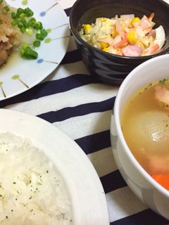 煮込むだけ♪丸ごと新玉ねぎのスープ-レシピのメイン写真