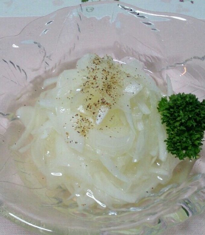 無添加はっちゃんの美味しい甘さ三分の一大根べったら漬と新玉ねぎ蜂蜜甘酢漬け 無添加はっちゃんの美味しい甘さ三分の一大根べったら漬と新