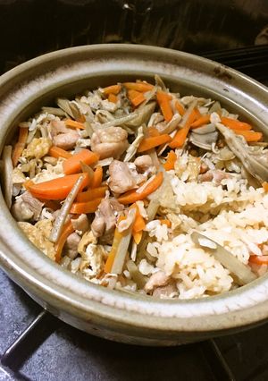 土鍋で作る、絶品炊き込みご飯-レシピのメイン写真