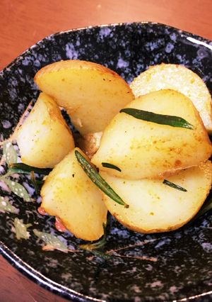 簡単じゃがいものカレー・ローズマリー風味-レシピのメイン写真
