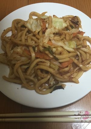 カット野菜☆焼きうどん〜キムチ味噌〜-レシピのメイン写真