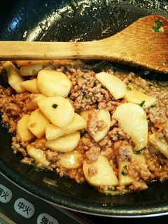 山芋と挽き肉の炒め物-レシピのメイン写真
