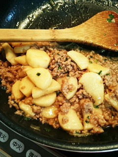山芋と挽き肉の炒め物-レシピのメイン写真