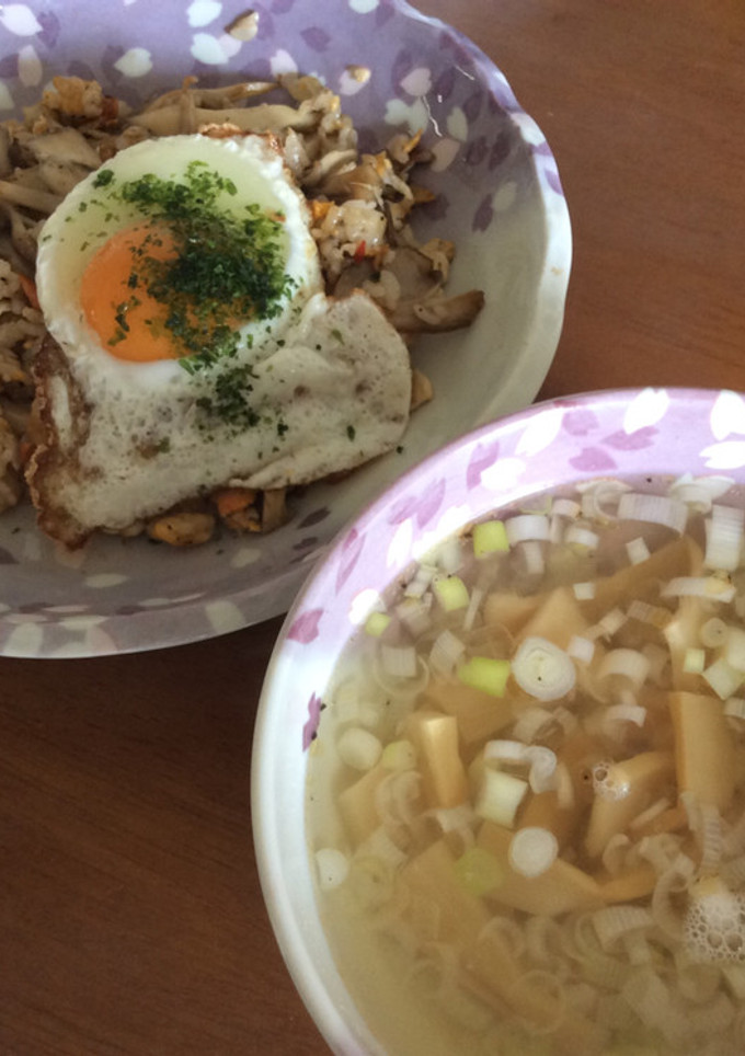 舞茸と鮭の焼飯＆ねぎメンマスープ-レシピのメイン写真