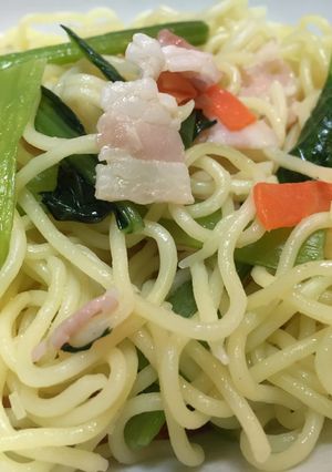 ベーコンと小松菜の塩焼きそば-レシピのメイン写真