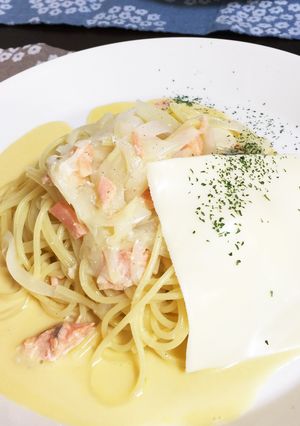 サーモンクリームゆるめカルボナーラ-レシピのメイン写真