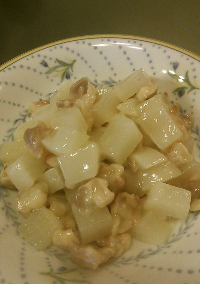 ★鶏ひざ軟骨と大根煮★やさしい味-レシピのメイン写真