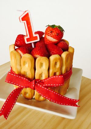 １歳 シンプル いちご バースデーケーキ-レシピのメイン写真