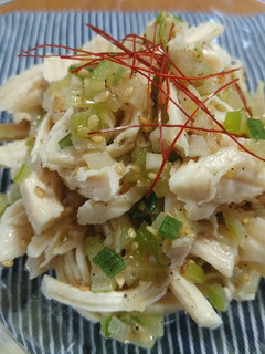 サラダチキンのパパっとねぎ塩にんにく和え-レシピのメイン写真