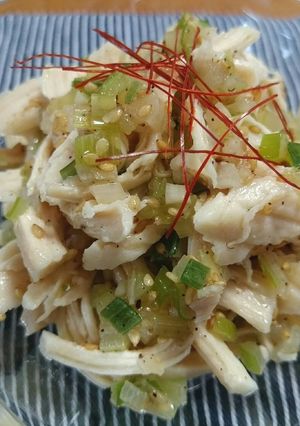 サラダチキンのパパっとねぎ塩にんにく和え-レシピのメイン写真