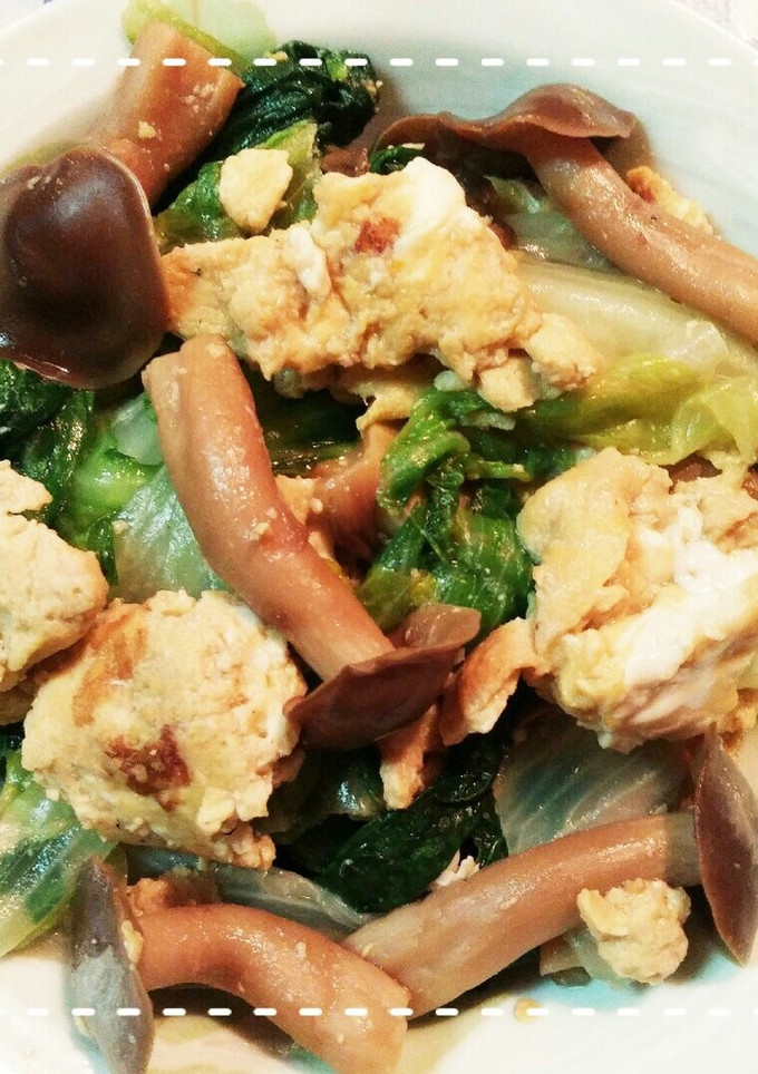 野菜2つで簡単！レタスとしめじの卵炒め-レシピのメイン写真