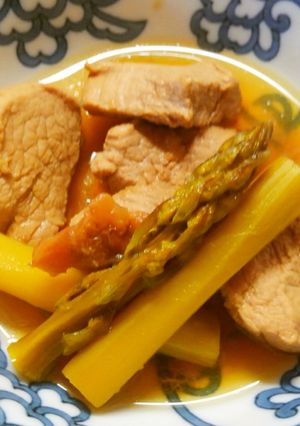 簡単♪豚ヒレ肉とアスパラの和風梅煮込み！-レシピのメイン写真