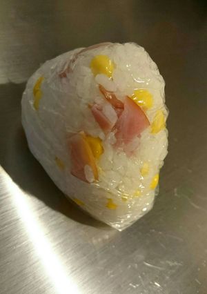 ＊ベーコーンおにぎり-レシピのメイン写真