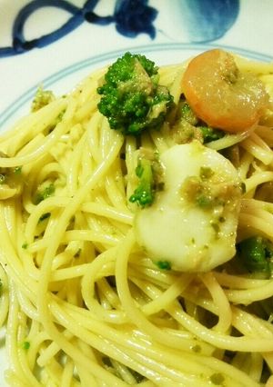 バジルソースでさっぱり！海鮮冷製パスタ-レシピのメイン写真