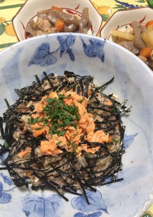 簡単！炊飯器に入れるだけ！炊き込みご飯♡-レシピのメイン写真