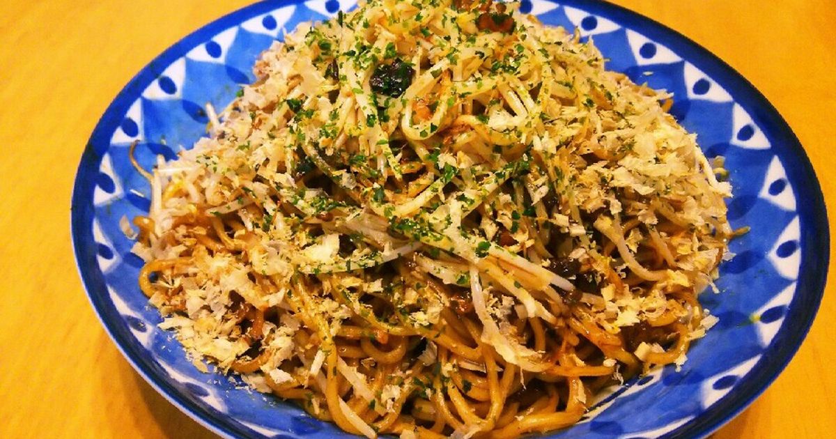 基本からアレンジまで!思わずつくりたくなる「天かす焼きそば」のレシピ集 | クックパッド