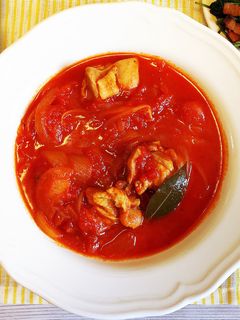 フライパン1つで簡単♪鶏肉のトマト煮込み-レシピのメイン写真