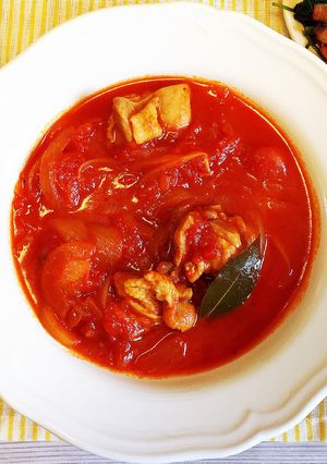 フライパン1つで簡単♪鶏肉のトマト煮込み-レシピのメイン写真