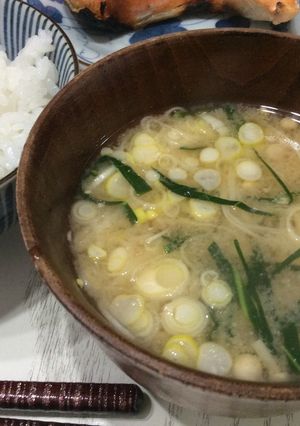 ケールのお味噌汁-レシピのメイン写真