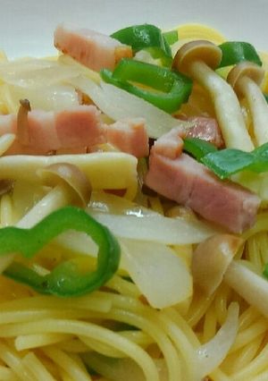 ベーコン＊しめじ＊玉葱＊ピーマンのパスタ-レシピのメイン写真