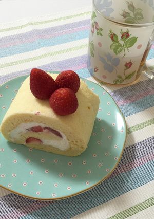 いちごのロールケーキ-レシピのメイン写真