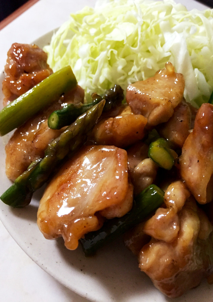 簡単！おかず鶏肉とアスパラの生姜醤油炒め-レシピのメイン写真