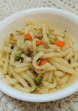離乳食☆挽き肉とたっぷり野菜の焼きうどん-レシピのメイン写真