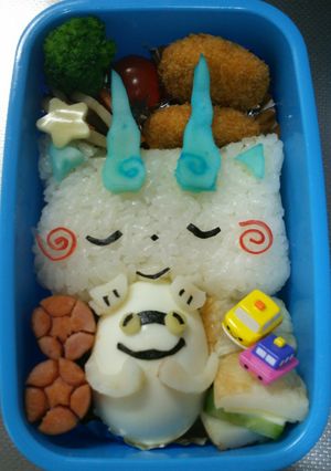 ウィスパーを食べるコマさん☆キャラ弁-レシピのメイン写真