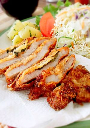 フライパンで!ゴマ風味✩梅しそとんかつ-レシピのメイン写真