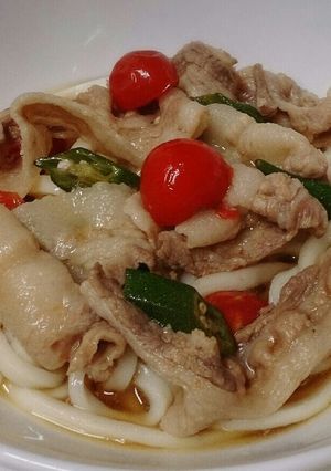 夏野菜とお肉のうどん-レシピのメイン写真